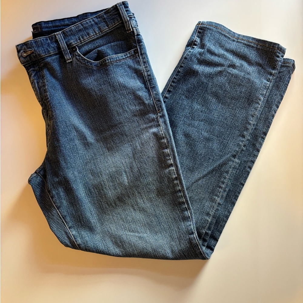 Classic Men's Straight Blue Denim Jeans